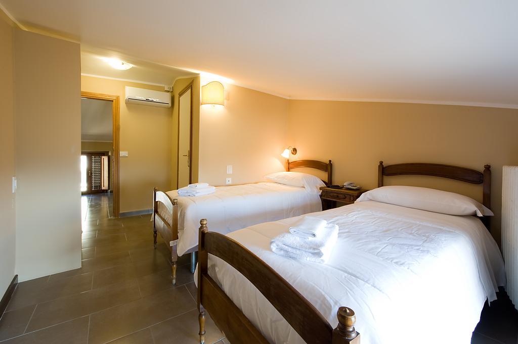 אסיסי Hotel Properzio חדר תמונה