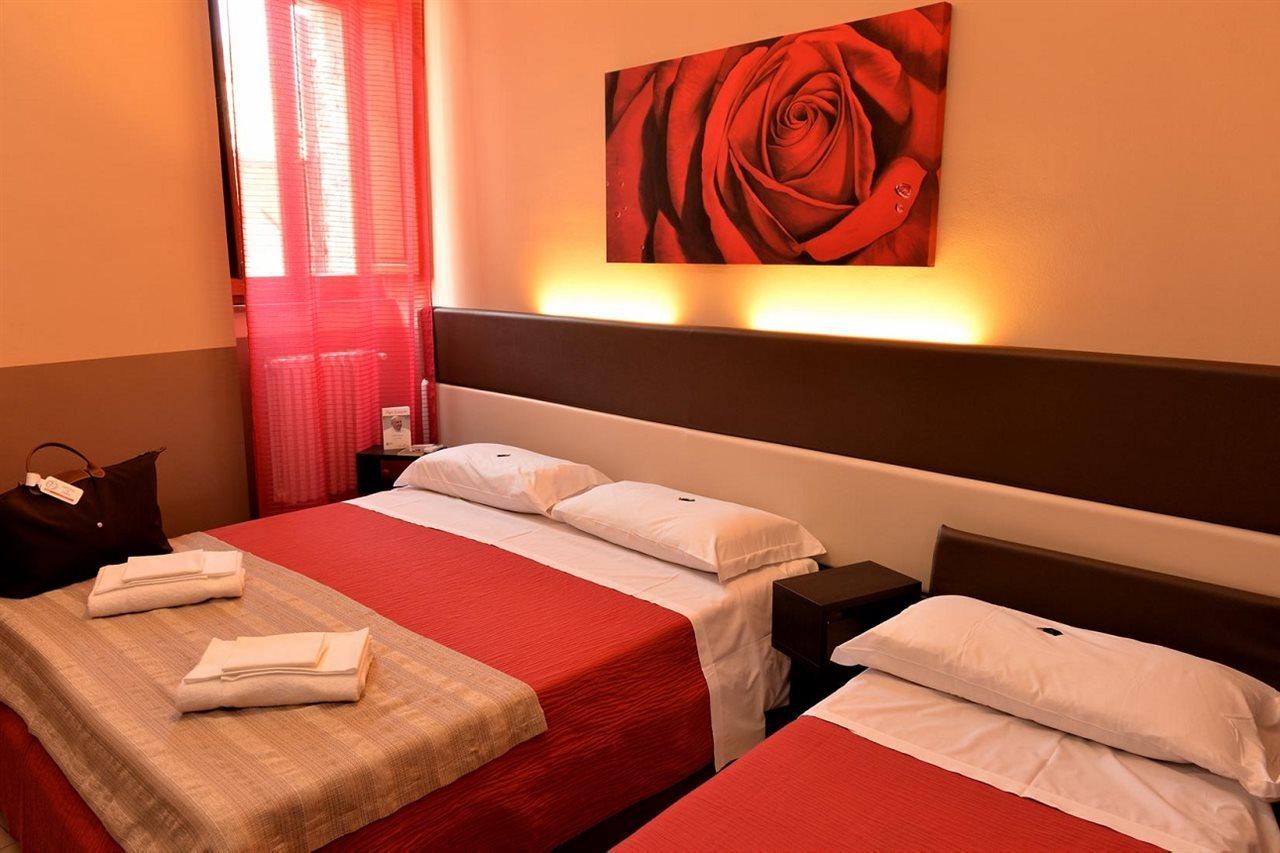 אסיסי Hotel Properzio מראה חיצוני תמונה